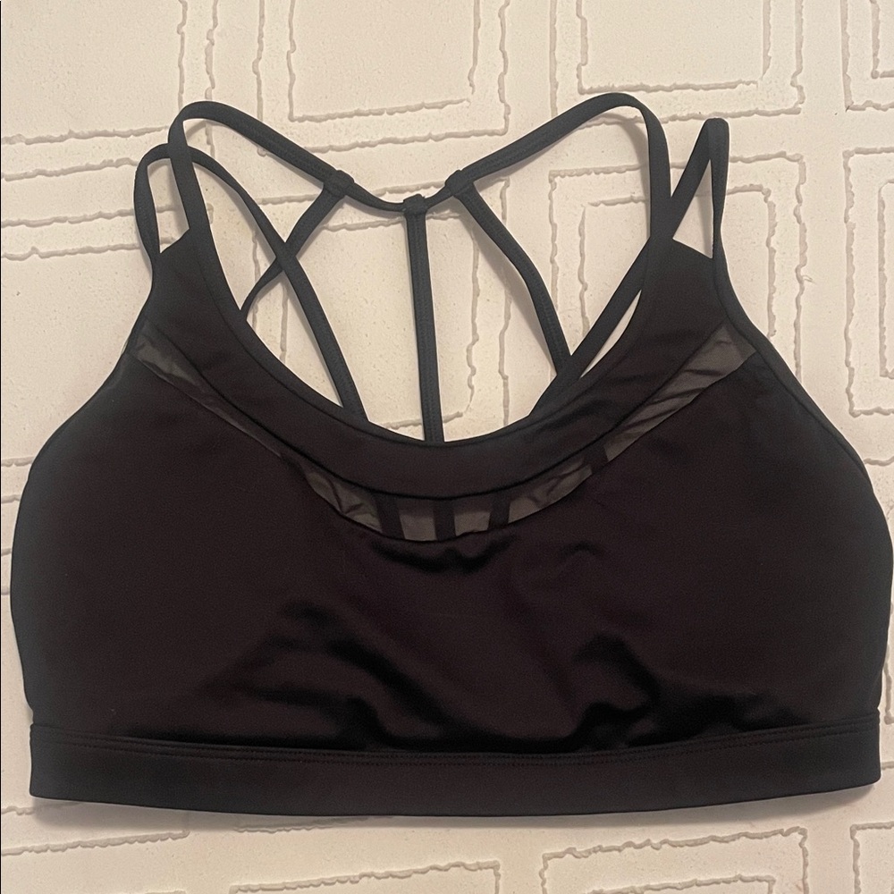 Elegant Black Strappy Sports Bra